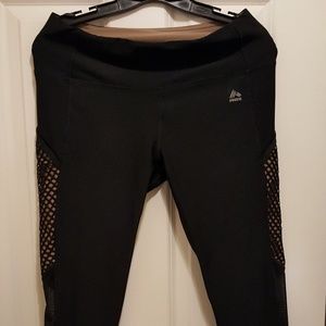 Reebok crop